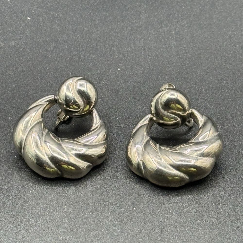 Vtg TAT Signed Earrings Door Knocker Statement Clip On Silver Tone Round USA